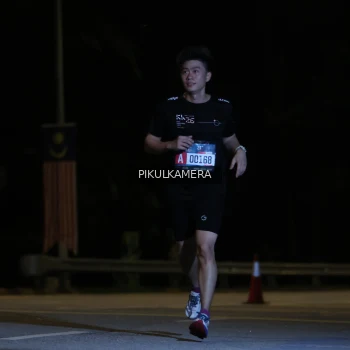 Runner Photo 3739363