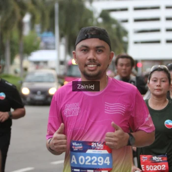 Runner Photo 3739435