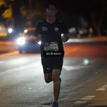 Runner Photo 3739643