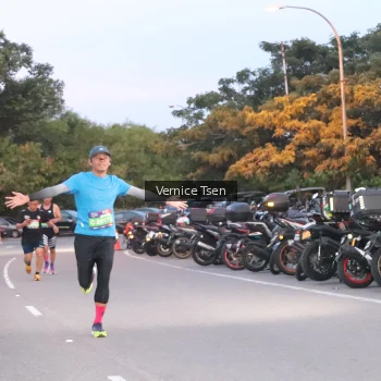 Runner Photo 3739705