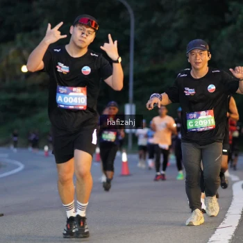Runner Photo 3739772