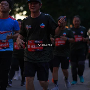 Runner Photo 3739826