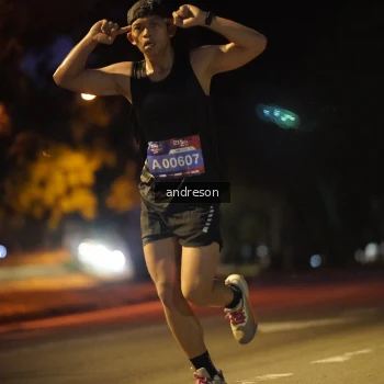 Runner Photo 3739936