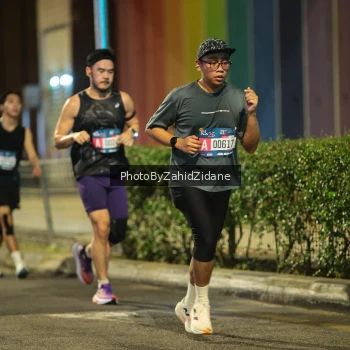 Runner Photo 3740005
