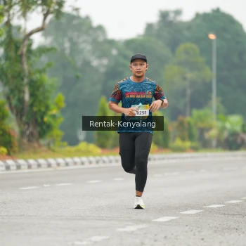 Runner Photo 3740023