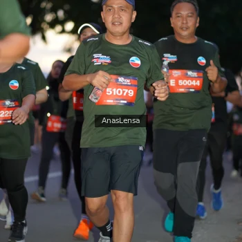 Runner Photo 3740025