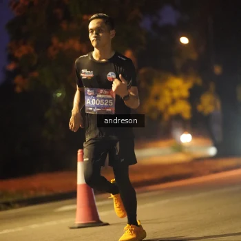 Runner Photo 3740035