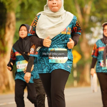Runner Photo 3740095