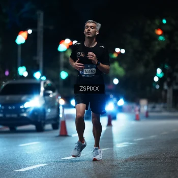 Runner Photo 3740105