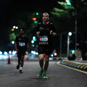 Runner Photo 3740165