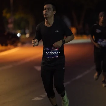 Runner Photo 3740224