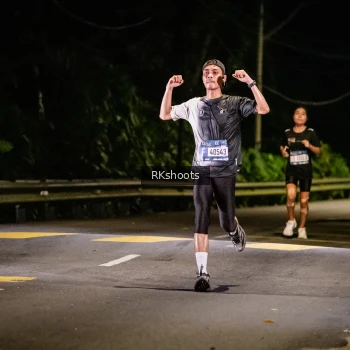 Runner Photo 3740378