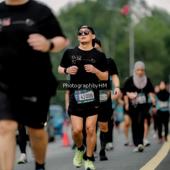 Runner Photo 3740464