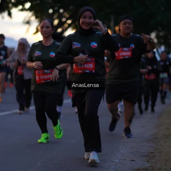Runner Photo 3740543