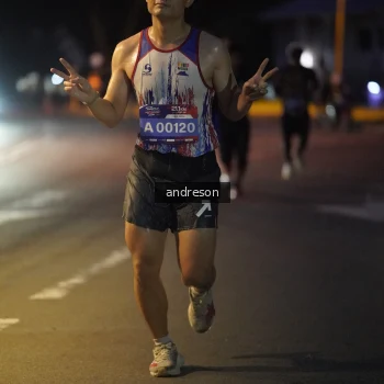 Runner Photo 3740647