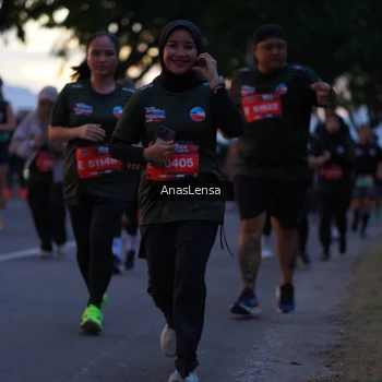 Runner Photo 3740693