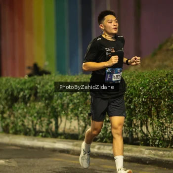 Runner Photo 3740714