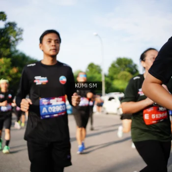 Runner Photo 3740741