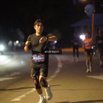 Runner Photo 3740870