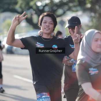 Runner Photo 3740993