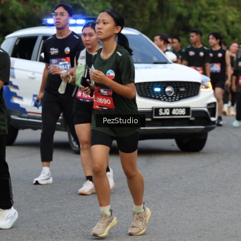 Runner Photo 3740995