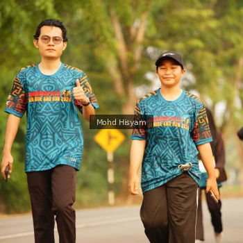 Runner Photo 3741015