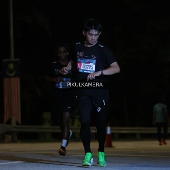 Runner Photo 3741019
