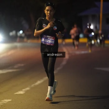Runner Photo 3741020