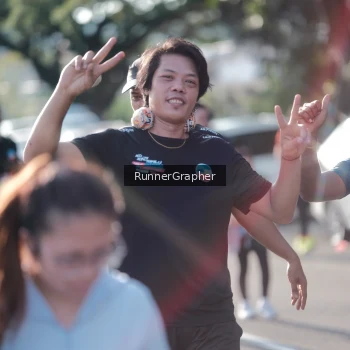 Runner Photo 3741075