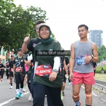 Runner Photo 3741077