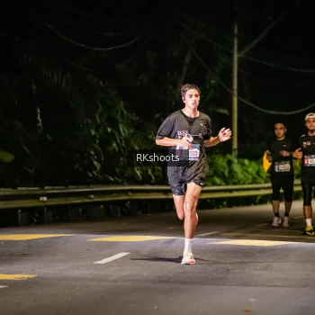 Runner Photo 3741095