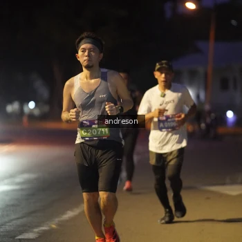 Runner Photo 3741101