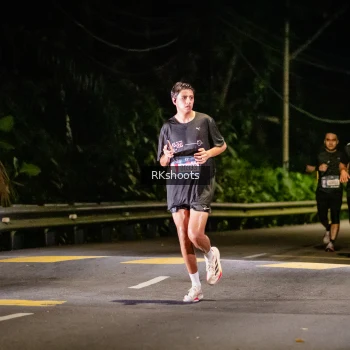 Runner Photo 3741115