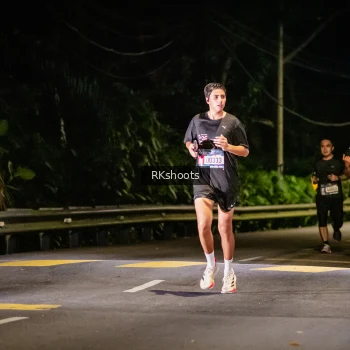 Runner Photo 3741117