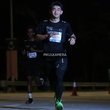 Runner Photo 3741123