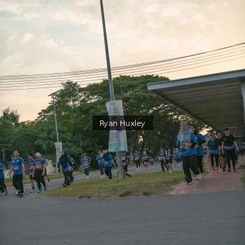 Runner Photo 3741143