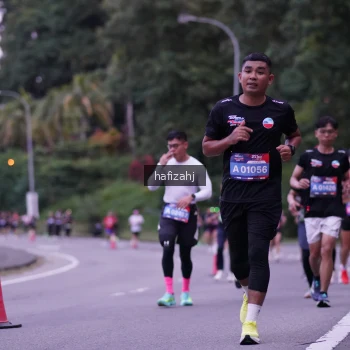 Runner Photo 3741156