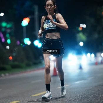 Runner Photo 3741182