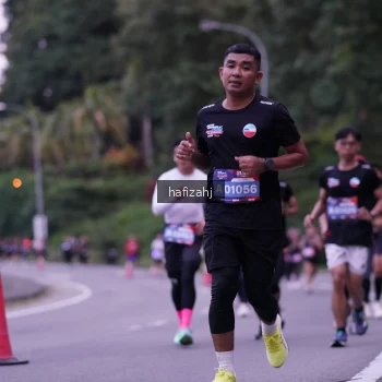 Runner Photo 3741193