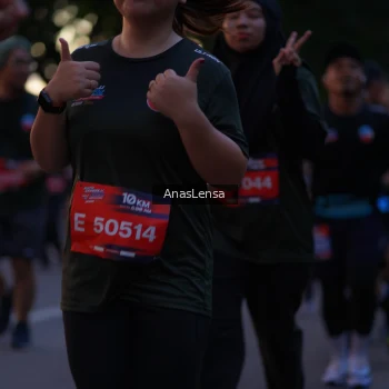 Runner Photo 3741245
