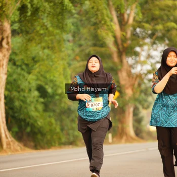 Runner Photo 3741324