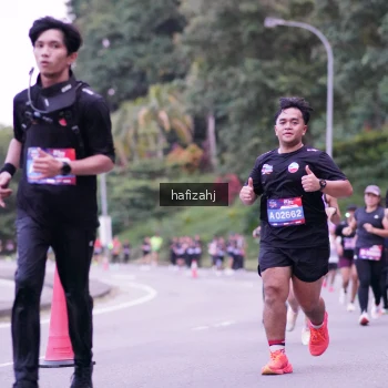 Runner Photo 3741388