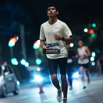 Runner Photo 3741434