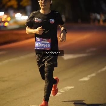 Runner Photo 3741452