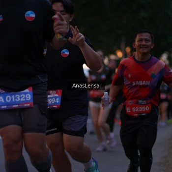 Runner Photo 3741459