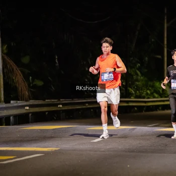 Runner Photo 3741479