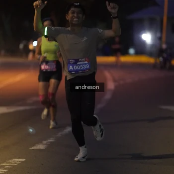 Runner Photo 3741519