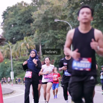 Runner Photo 3741525