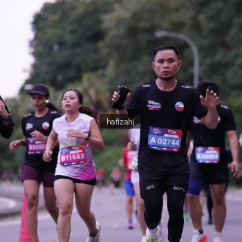 Runner Photo 3741534