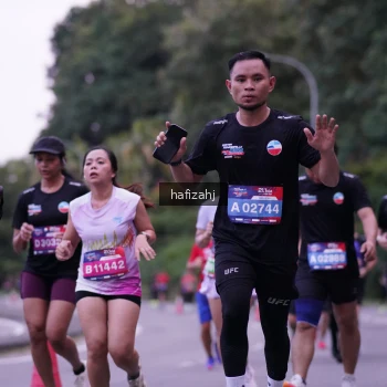 Runner Photo 3741561